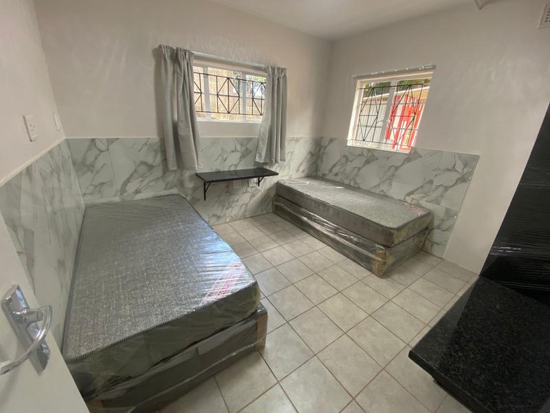 2 Bedroom Property for Sale in Reservoir Hills KwaZulu-Natal