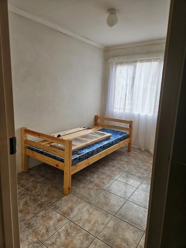 To Let 3 Bedroom Property for Rent in Umlazi KwaZulu-Natal