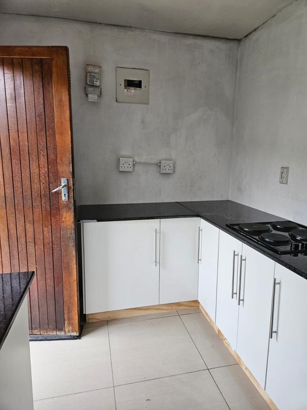 To Let 3 Bedroom Property for Rent in Umlazi KwaZulu-Natal
