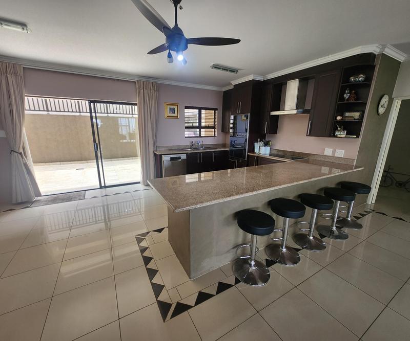 8 Bedroom Property for Sale in Shakas Rock KwaZulu-Natal
