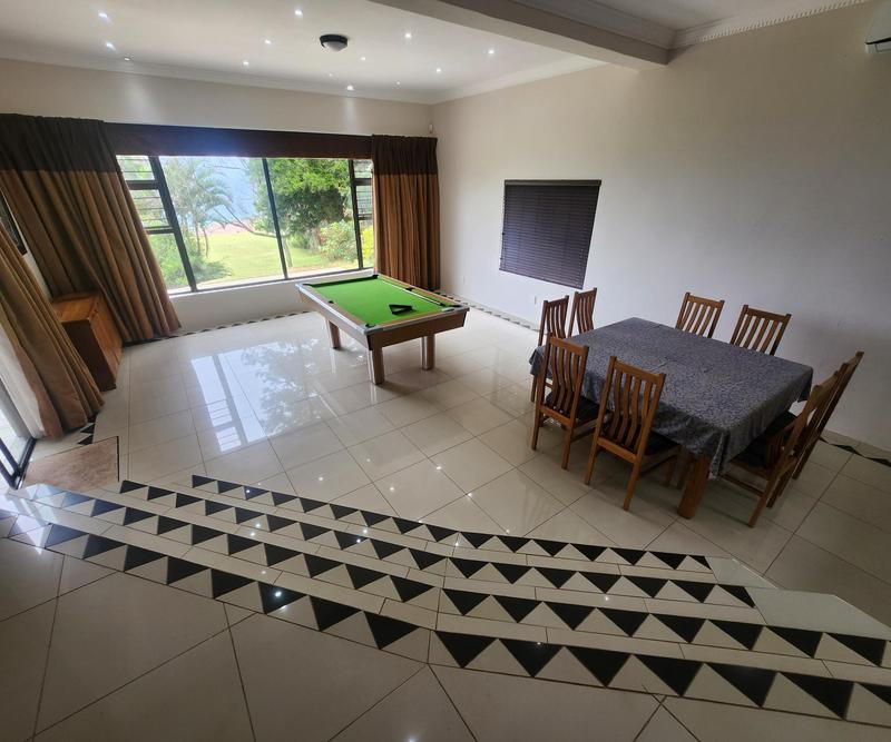 8 Bedroom Property for Sale in Shakas Rock KwaZulu-Natal