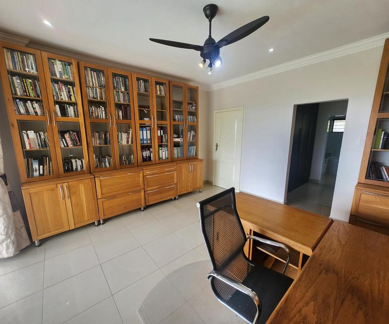 8 Bedroom Property for Sale in Shakas Rock KwaZulu-Natal