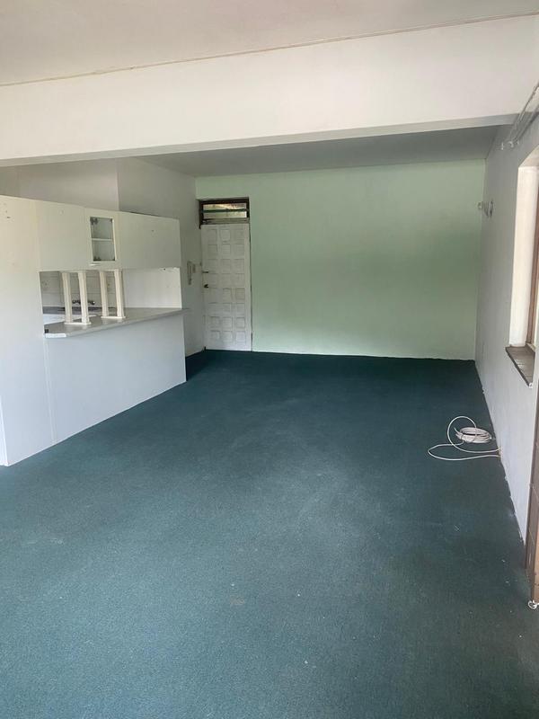 To Let 2 Bedroom Property for Rent in Cowies Hill KwaZulu-Natal