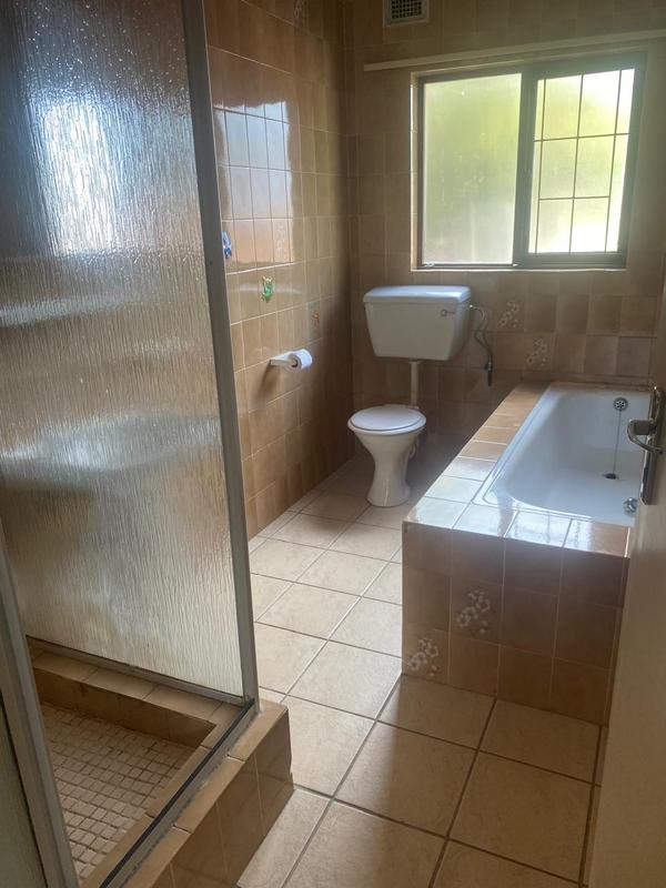 To Let 2 Bedroom Property for Rent in Cowies Hill KwaZulu-Natal