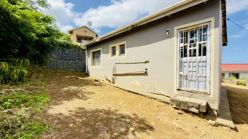 2 Bedroom Property for Sale in Ntuzuma KwaZulu-Natal