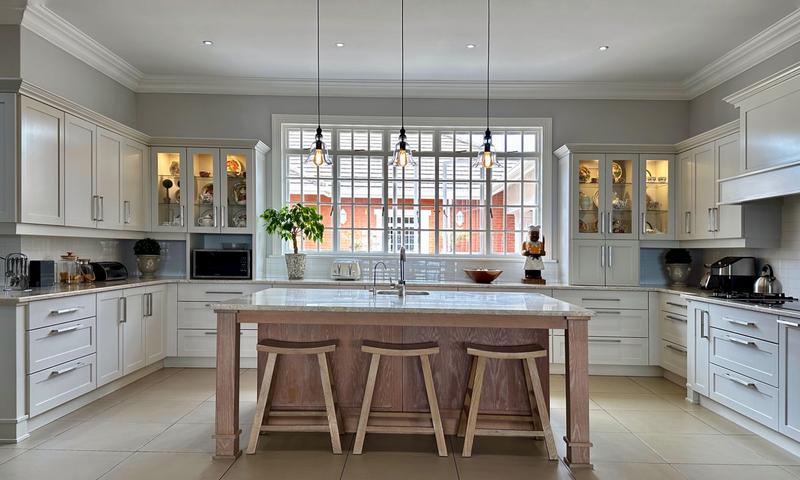 7 Bedroom Property for Sale in Mount Verde KwaZulu-Natal