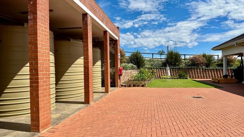 7 Bedroom Property for Sale in Mount Verde KwaZulu-Natal