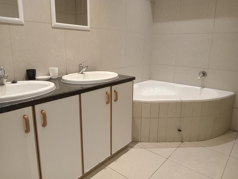 4 Bedroom Property for Sale in Manaba Beach KwaZulu-Natal