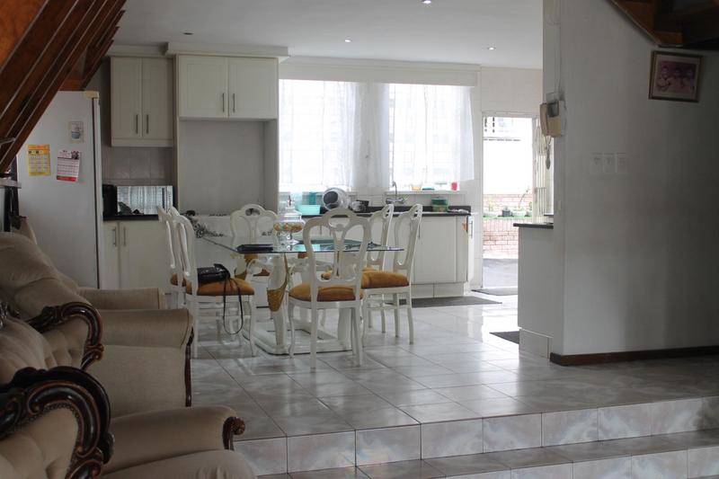 4 Bedroom Property for Sale in Kharwastan KwaZulu-Natal