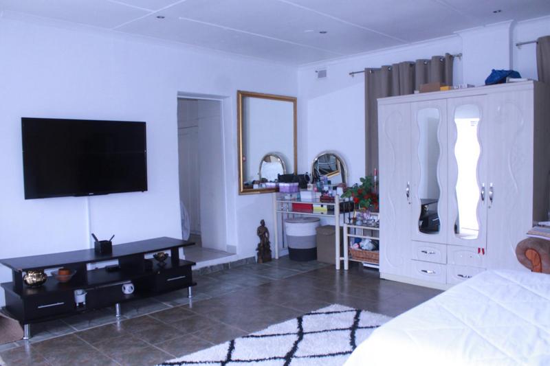 4 Bedroom Property for Sale in Kharwastan KwaZulu-Natal