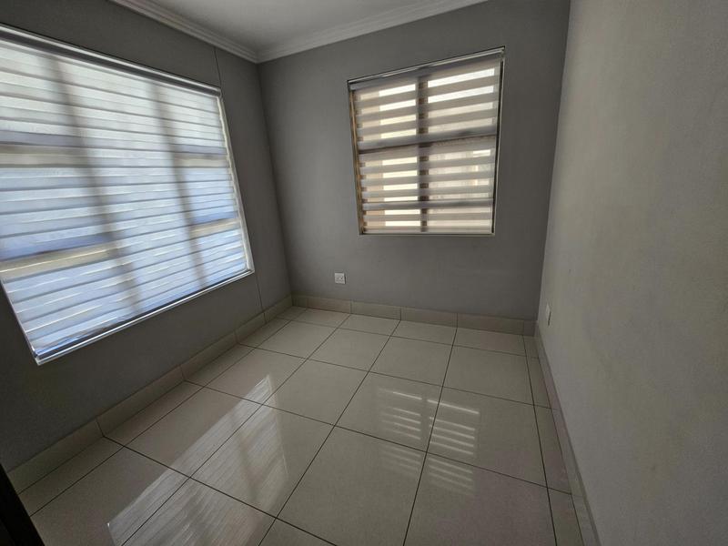 2 Bedroom Property for Sale in Umhlanga Ridge KwaZulu-Natal