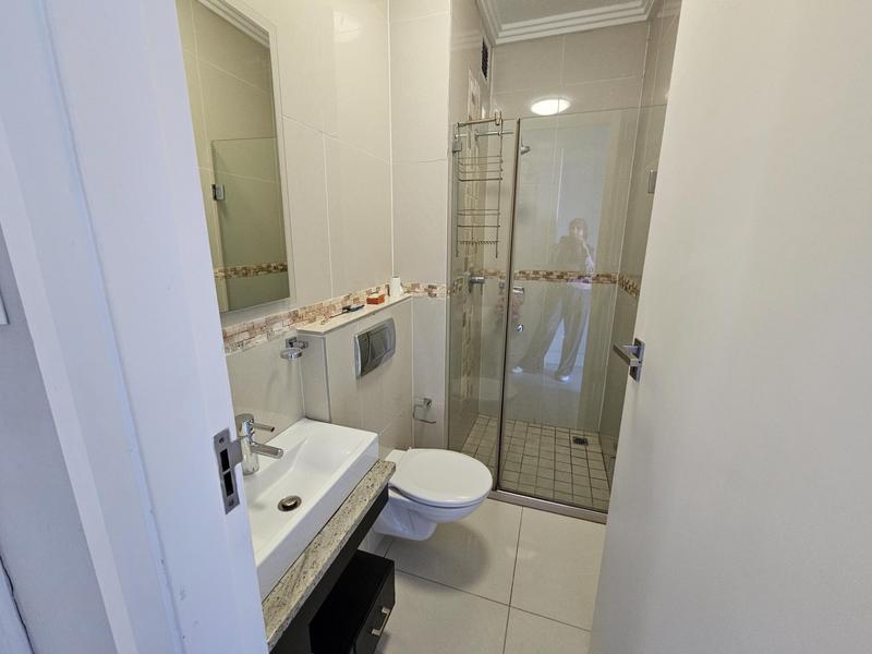 2 Bedroom Property for Sale in Umhlanga Ridge KwaZulu-Natal