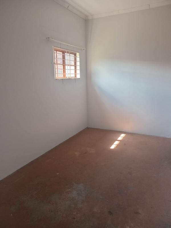To Let 1 Bedroom Property for Rent in Birdswood KwaZulu-Natal