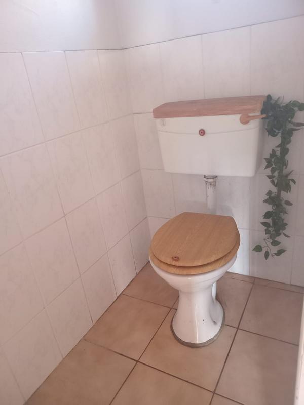 To Let 1 Bedroom Property for Rent in Birdswood KwaZulu-Natal