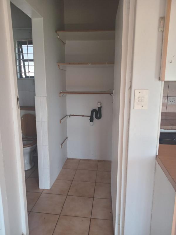 To Let 1 Bedroom Property for Rent in Birdswood KwaZulu-Natal