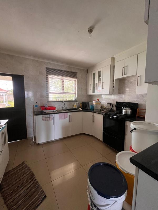 5 Bedroom Property for Sale in Margate KwaZulu-Natal