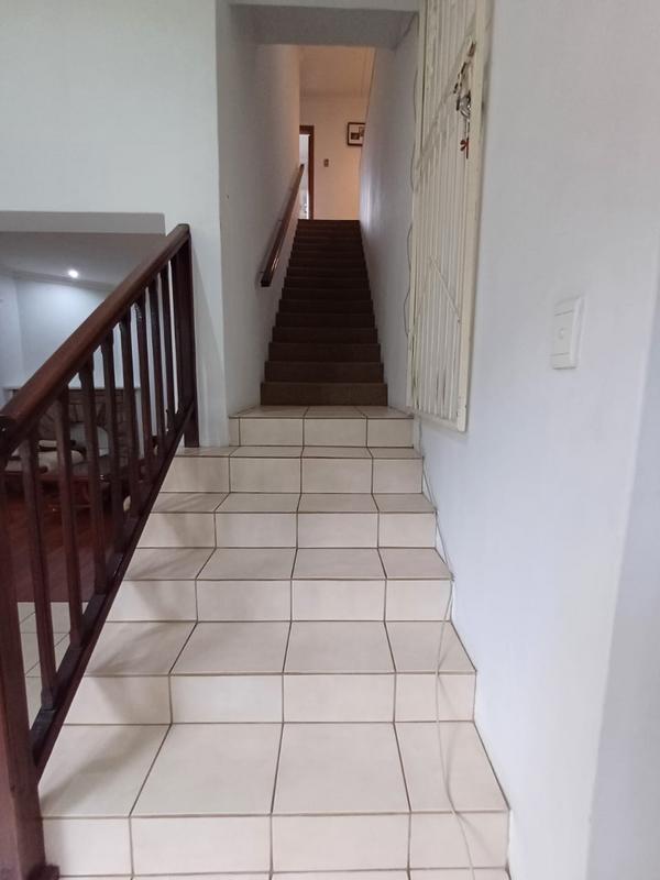 To Let 5 Bedroom Property for Rent in Durban North KwaZulu-Natal