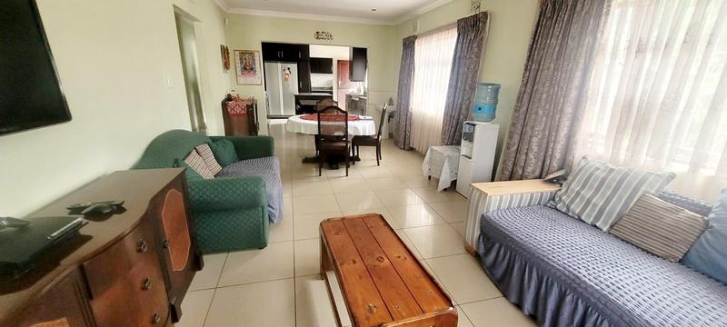 6 Bedroom Property for Sale in Umzinto KwaZulu-Natal