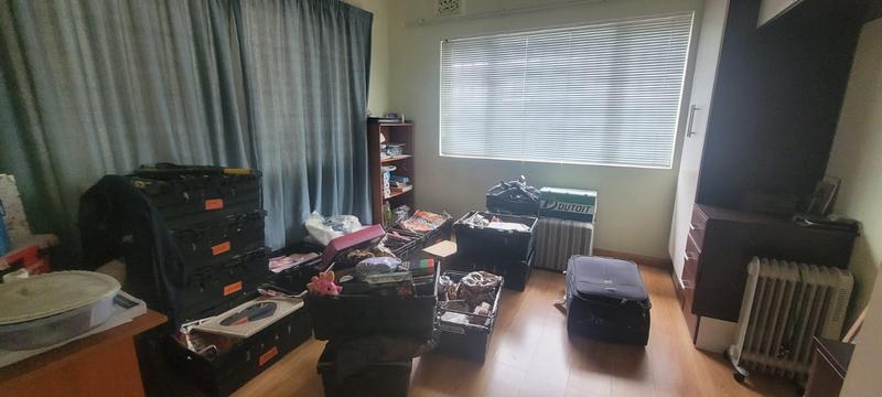 6 Bedroom Property for Sale in Umzinto KwaZulu-Natal