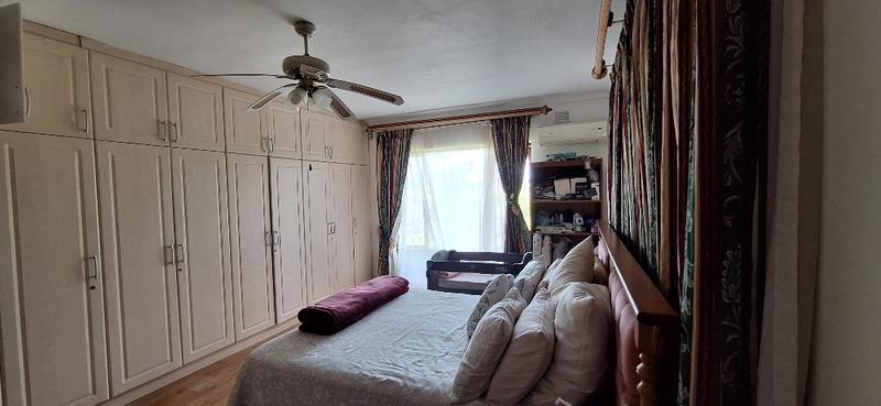 3 Bedroom Property for Sale in Umzinto KwaZulu-Natal