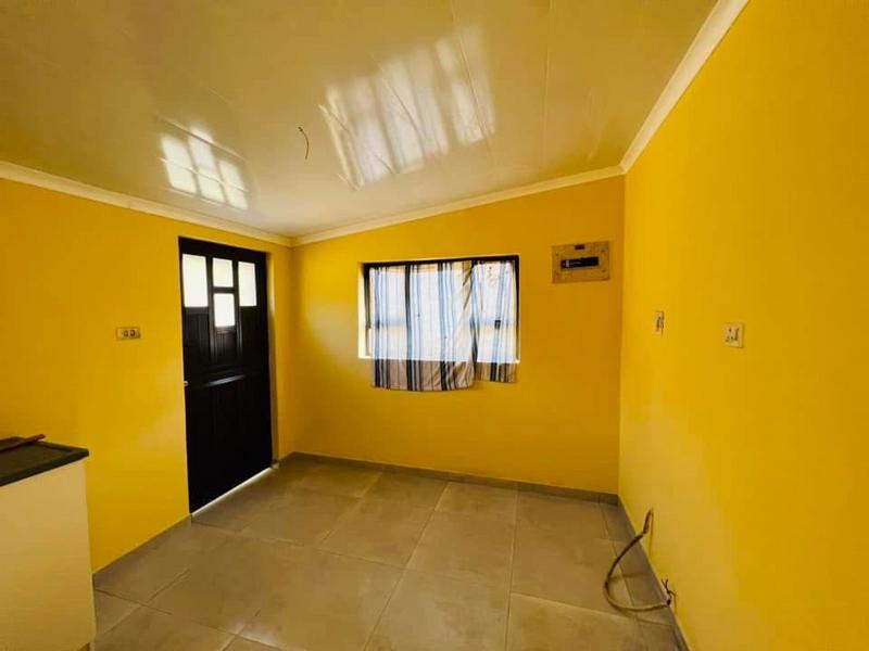 2 Bedroom Property for Sale in Umlazi D KwaZulu-Natal