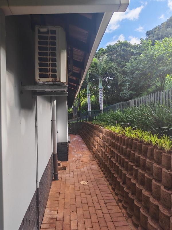 4 Bedroom Property for Sale in Beverley Hills Estate KwaZulu-Natal