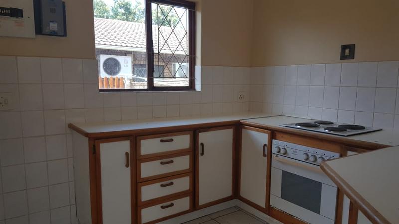To Let 2 Bedroom Property for Rent in Birdswood KwaZulu-Natal