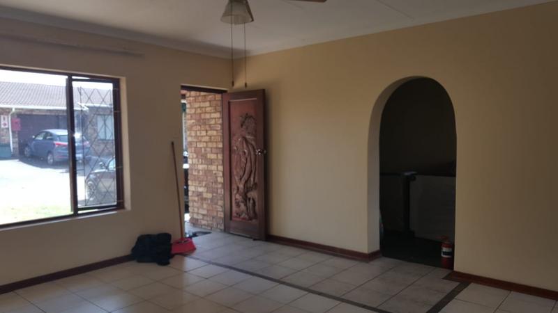 To Let 2 Bedroom Property for Rent in Birdswood KwaZulu-Natal
