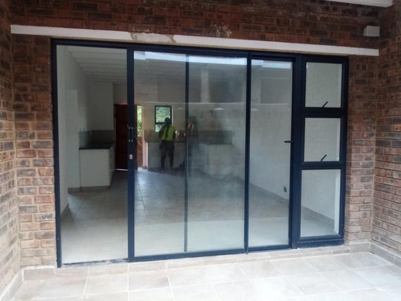 To Let 2 Bedroom Property for Rent in Amanzimtoti KwaZulu-Natal