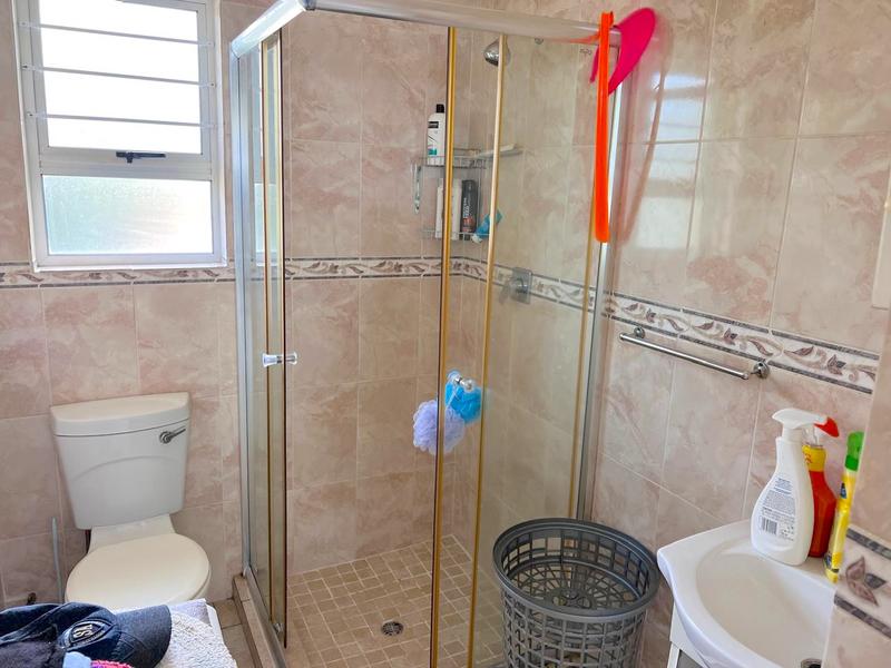 6 Bedroom Property for Sale in Ramsgate KwaZulu-Natal