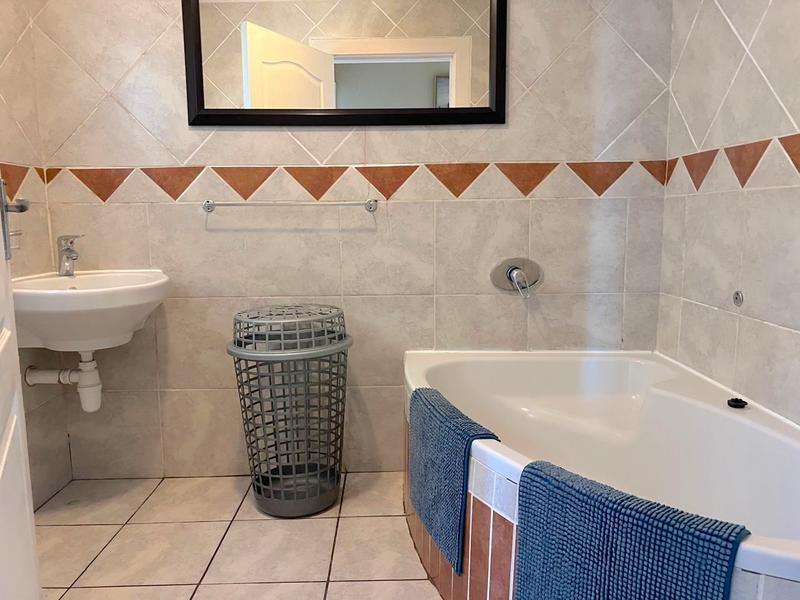 6 Bedroom Property for Sale in Ramsgate KwaZulu-Natal