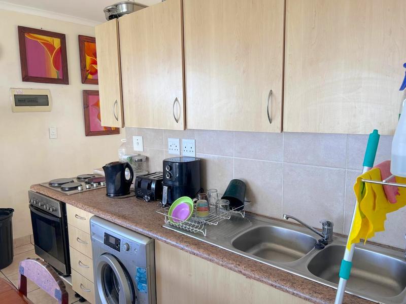 6 Bedroom Property for Sale in Ramsgate KwaZulu-Natal