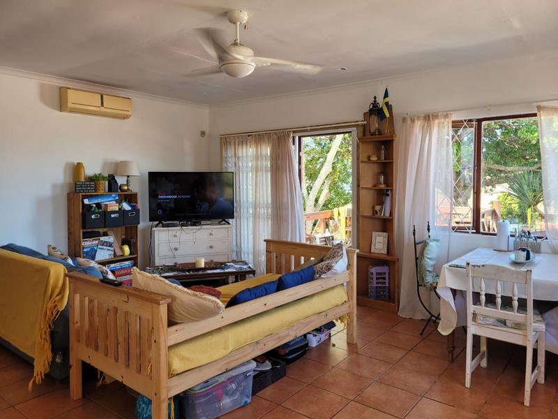 5 Bedroom Property for Sale in Manaba Beach KwaZulu-Natal