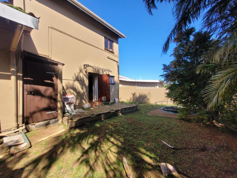 5 Bedroom Property for Sale in Manaba Beach KwaZulu-Natal