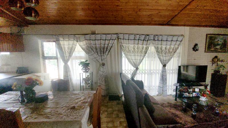3 Bedroom Property for Sale in Umzinto KwaZulu-Natal