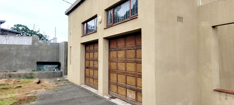 3 Bedroom Property for Sale in Umzinto KwaZulu-Natal