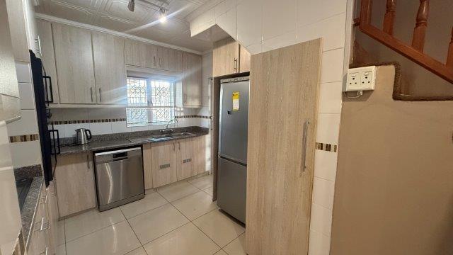 4 Bedroom Property for Sale in Havenside KwaZulu-Natal