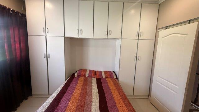 4 Bedroom Property for Sale in Havenside KwaZulu-Natal