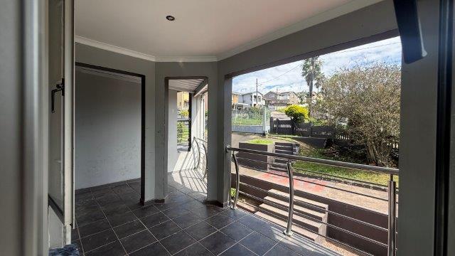 4 Bedroom Property for Sale in Havenside KwaZulu-Natal