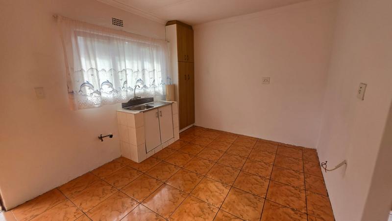 To Let 1 Bedroom Property for Rent in Burlington Heights KwaZulu-Natal