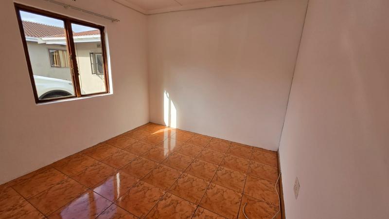 To Let 1 Bedroom Property for Rent in Burlington Heights KwaZulu-Natal