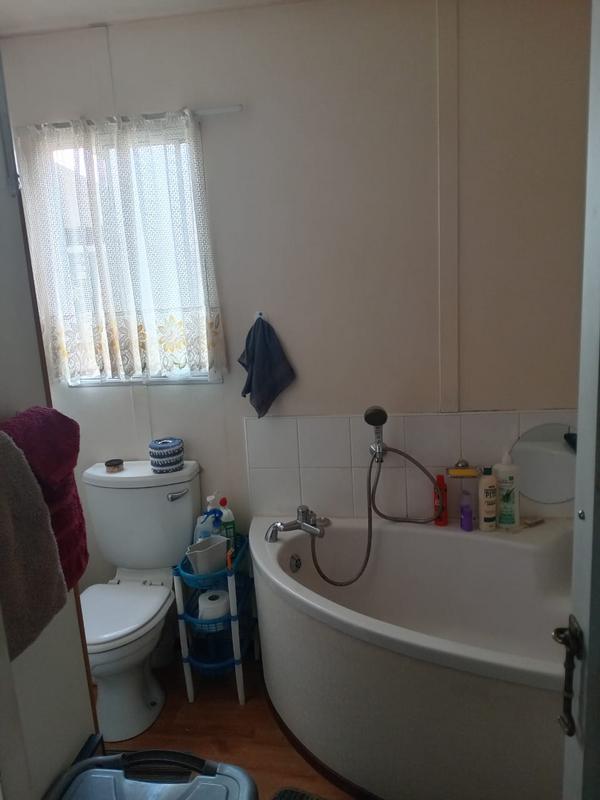 1 Bedroom Property for Sale in Margate KwaZulu-Natal