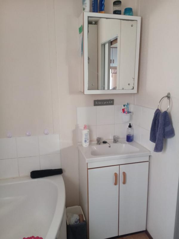 1 Bedroom Property for Sale in Margate KwaZulu-Natal