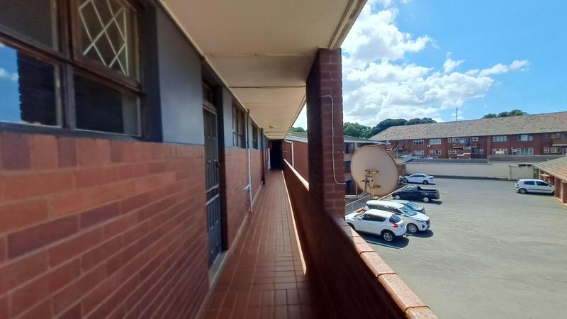 To Let 2 Bedroom Property for Rent in Amanzimtoti KwaZulu-Natal
