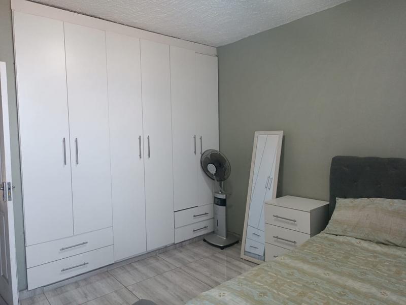 3 Bedroom Property for Sale in Montclair KwaZulu-Natal