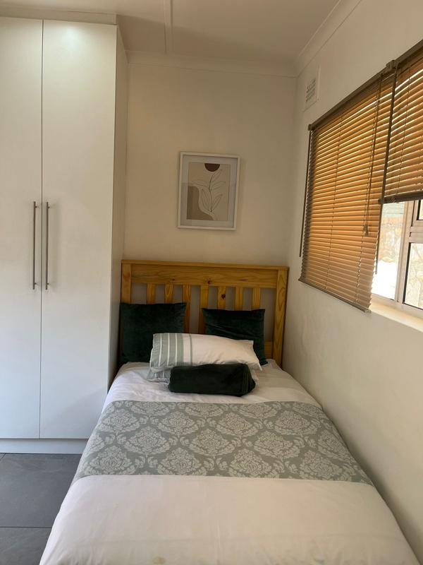 1 Bedroom Property for Sale in Umhlanga Rocks KwaZulu-Natal