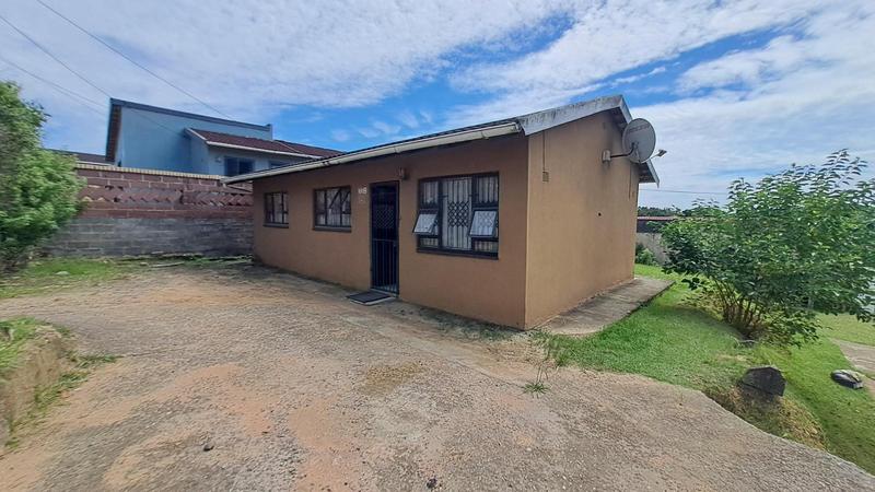 To Let 3 Bedroom Property for Rent in Umlazi KwaZulu-Natal