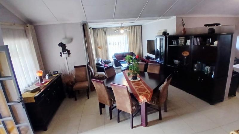 3 Bedroom Property for Sale in Woodhaven KwaZulu-Natal