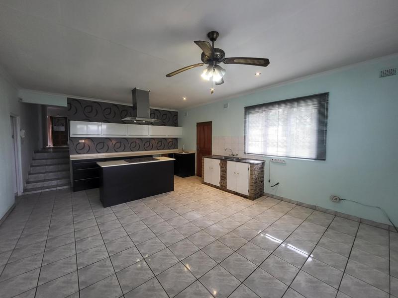 3 Bedroom Property for Sale in Dawncrest KwaZulu-Natal