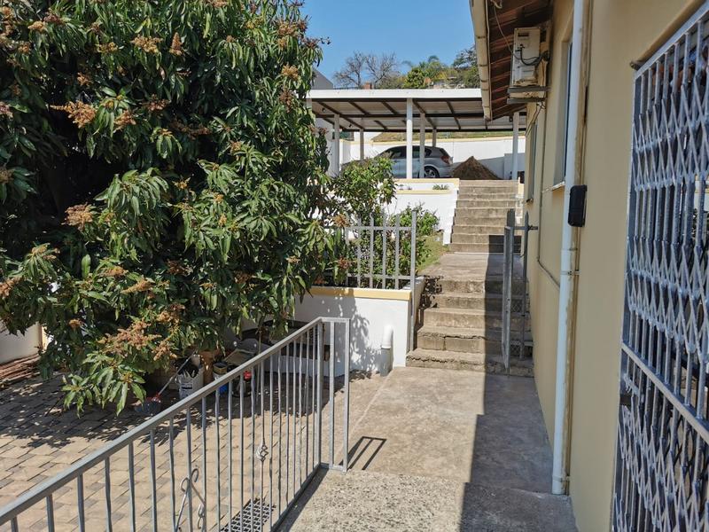 3 Bedroom Property for Sale in Dawncrest KwaZulu-Natal
